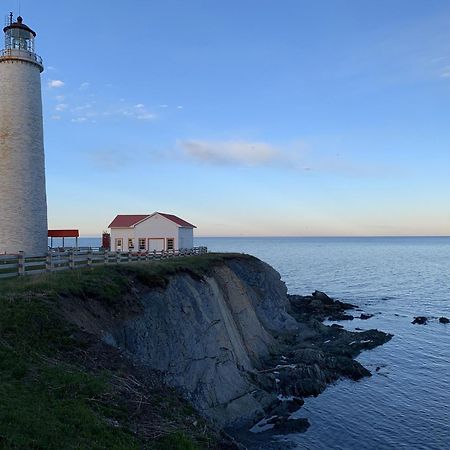 Motel Du Haut Phare Cap-des-Rosiers Eksteriør bilde
